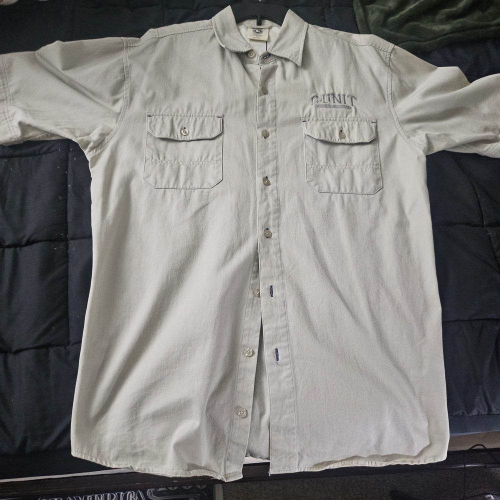 Men's Casual Light Gray Button-Down Shirt